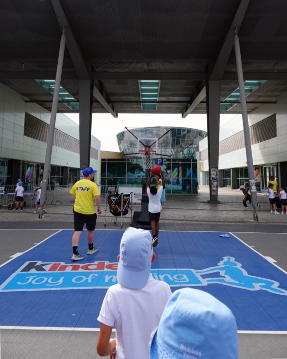 KINDER JOY OF MOVING EXPERIENCE JPS Vertical 4x5 4 (Personalizar)