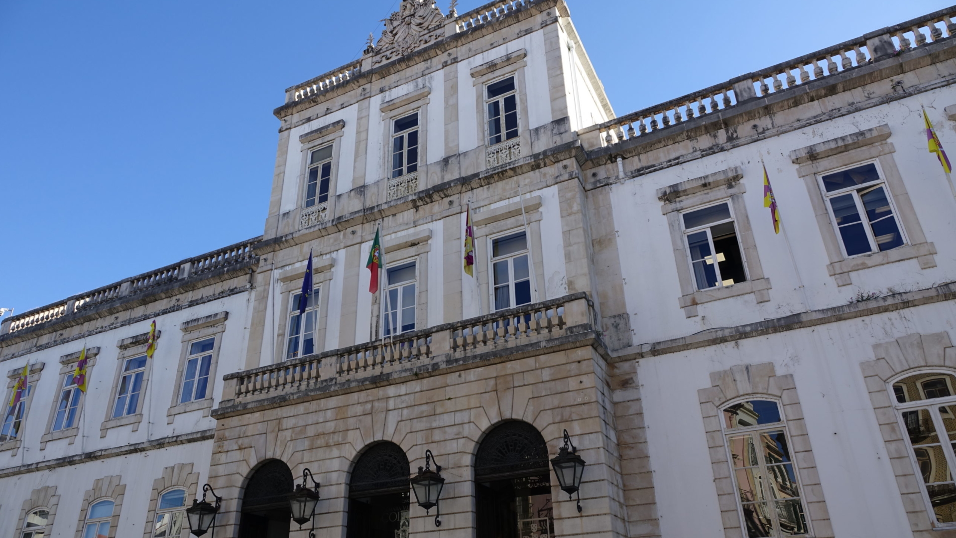 CM de Coimbra associa-se à campanha “Perto de Nós” no combate ao tráfico de seres humanos
