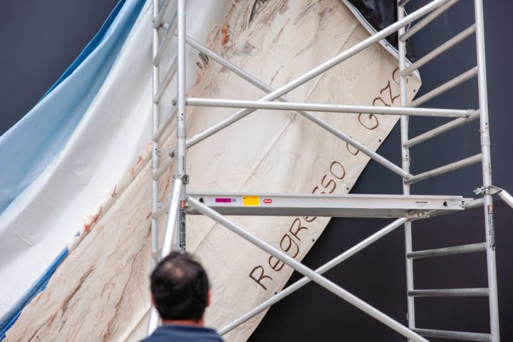 Obra de Isabel Simões é a proposta de outubro do “Outdoor’ 25” na fachada do Convento São Francisco (1)