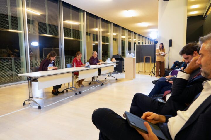 Assembleia Municipal 5 (Personalizar)