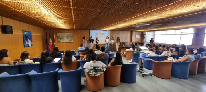 Estudantes de Saúde e Ciências Sociais iniciam trabalho de campo no projeto “Aproxima-te” em Cernache (2)