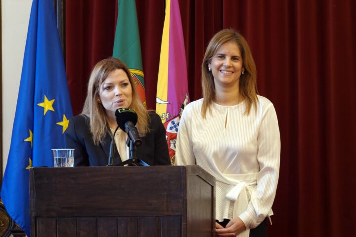 Prémio Empreendedorismo Feminino 8 (Personalizar)