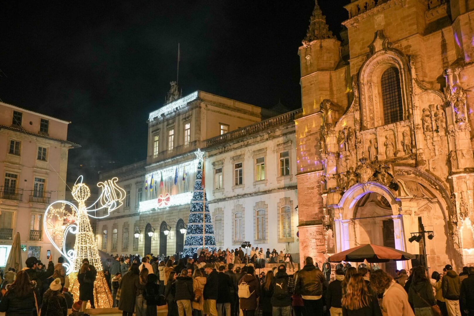 Magia do Natal ilumina Coimbra até ao Dia de Reis