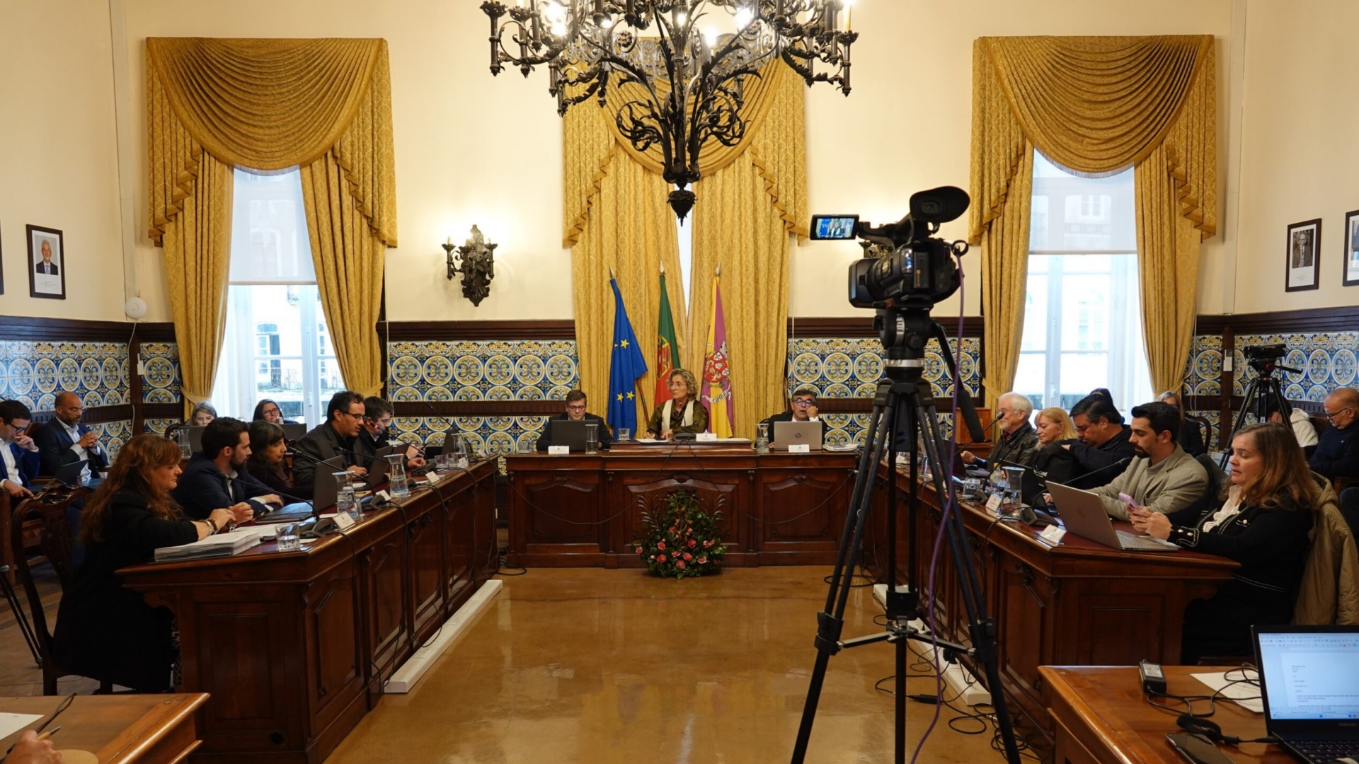 CM de Coimbra mantém impostos inalterados em 2026