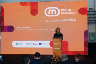 Metrobus liga Coimbra a Serpins e marca “ponto de viragem” na mobilidade da região
