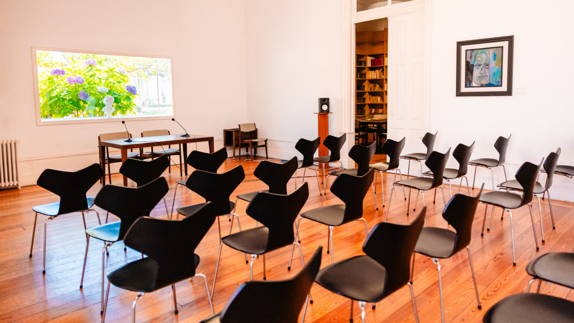 Exposição “Raízes de Mulher: Sementes de Futuro” inaugurada a 14 de janeiro na Casa da Escrita