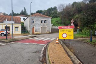 EN 110 cortada ao trânsito no Miradouro do Sr. Justo, no Casal da Misarela