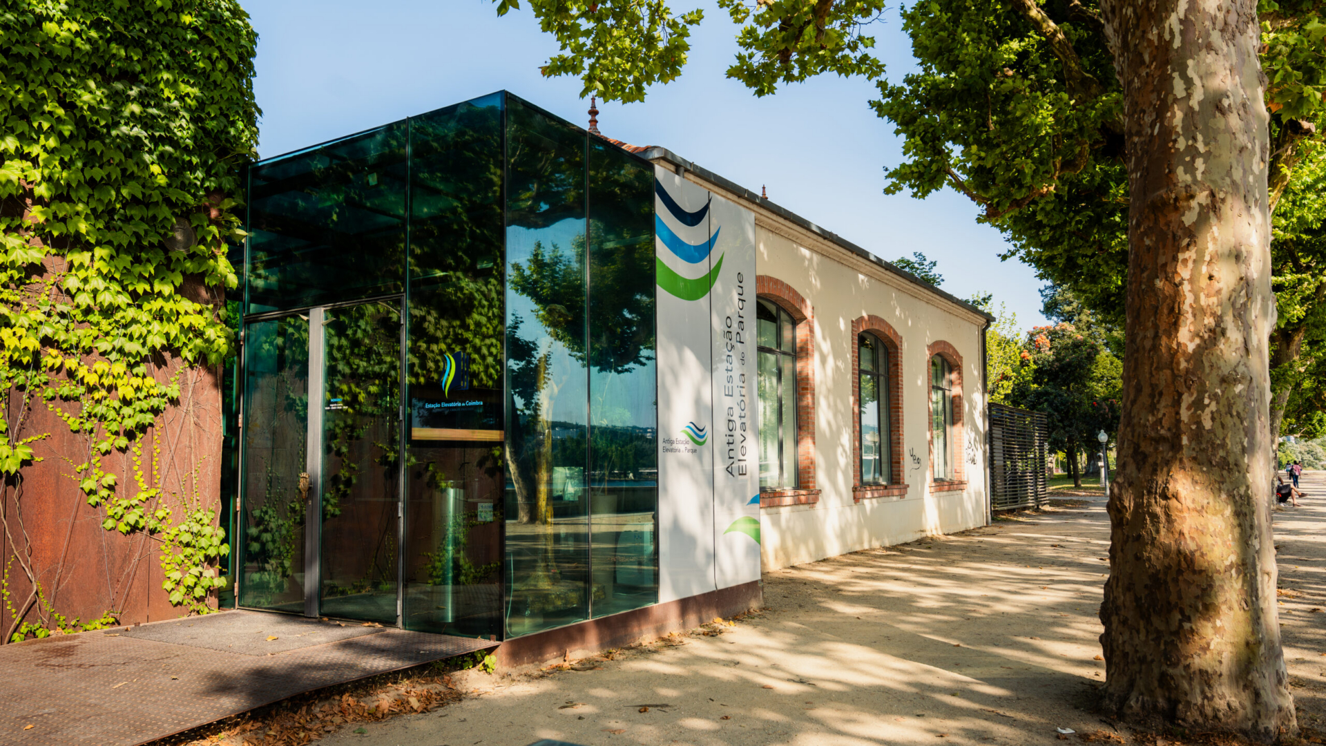 Biblioteca Carlos Fiolhais recebe apresentação de Mulher no Espaço