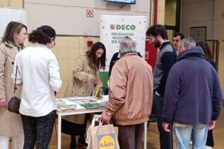 Iniciativa “Tudo a Que Tem Direito” promoveu literacia do consumidor no Mercado Municipal D. Pedro V