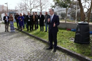 Coimbra iniciou entrega de compostores às Eco-Escolas do concelho