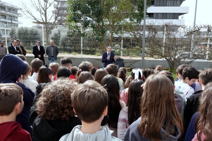 Distribuição de compostores pela Ecoescolas - Solum Sul (2)