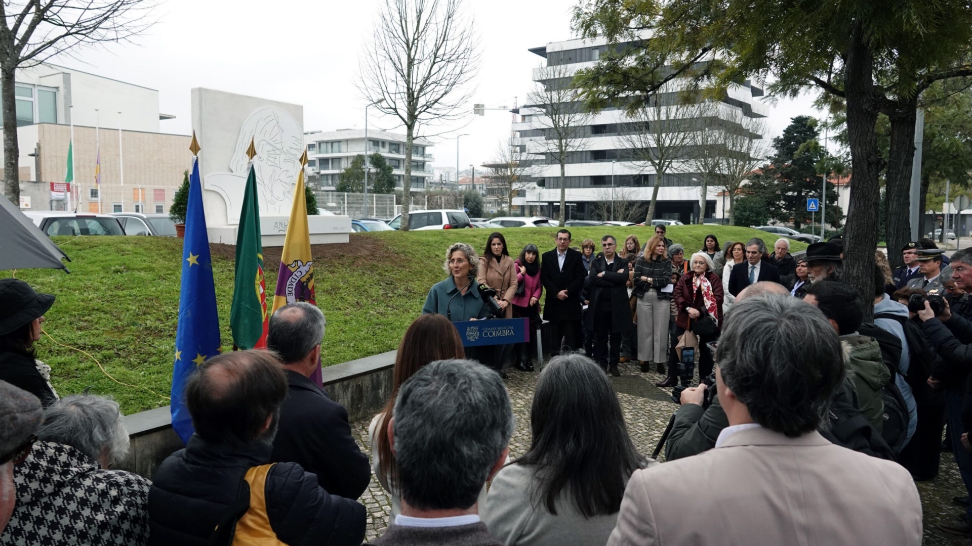 Coimbra inaugurou monumento de homenagem a Monsenhor Nunes Pereira