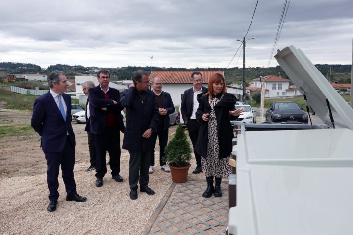 Lançamento do compostor comunitário da Freguesia de Trouxemil e Torre de Vilela 4 (Personalizar)