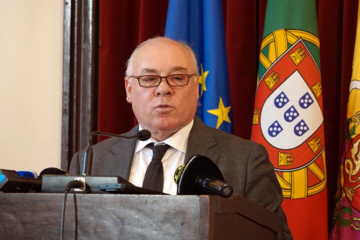 Receção e assinatura de protocolo com a FPF 24 (Personalizar)