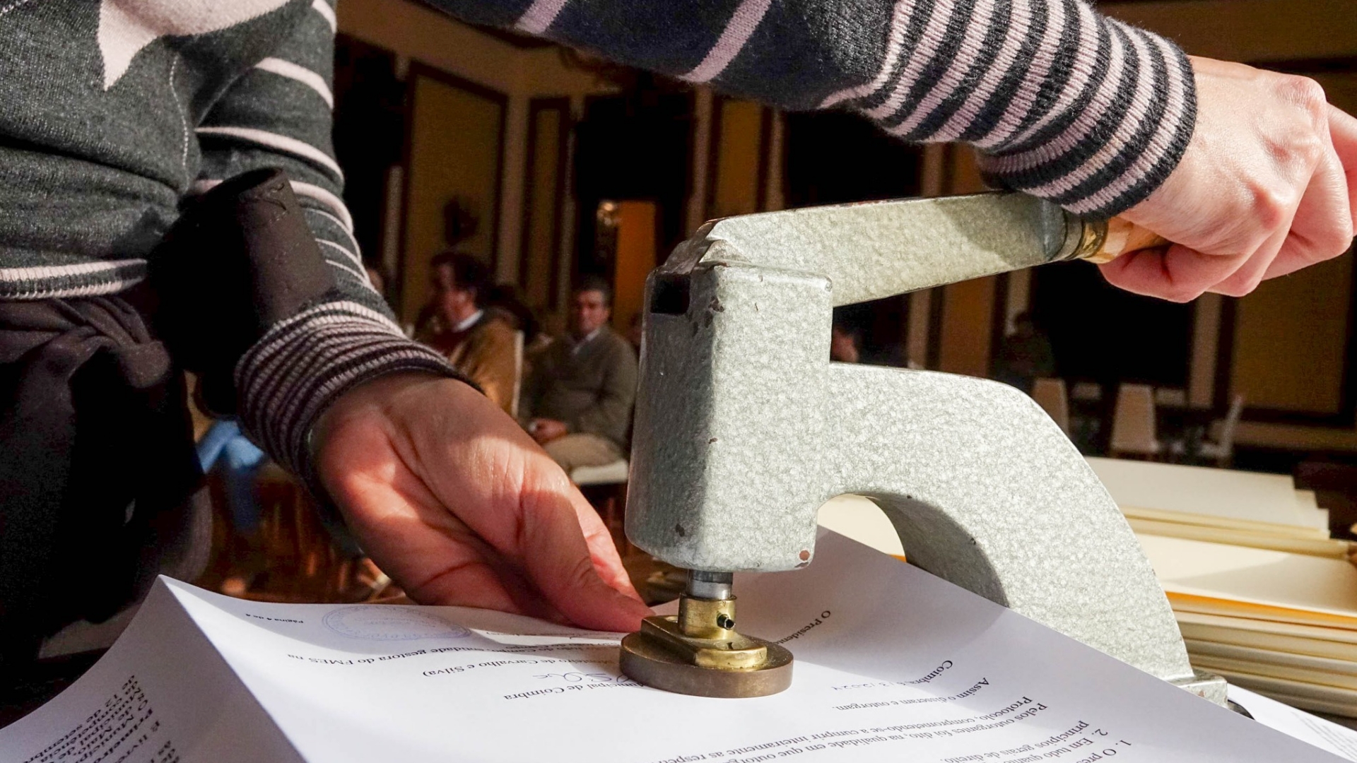 Câmara de Coimbra disponibiliza mais de 522 mil euros para fundo social de emergência em 2026