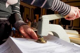 Câmara de Coimbra disponibiliza mais de 522 mil euros para fundo social de emergência em 2026