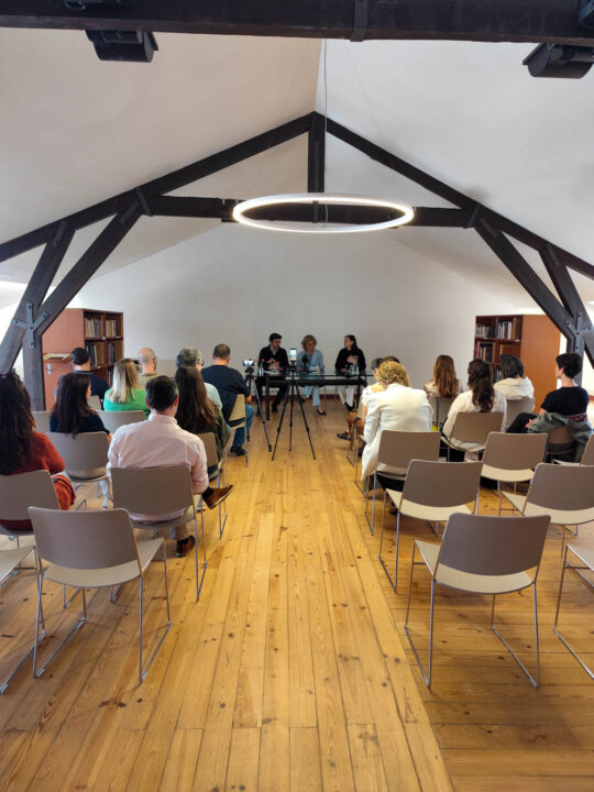 CI de apresentação da nova curadoria do CACC (49)