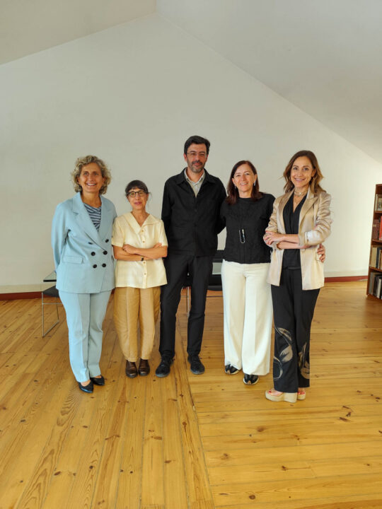 CI de apresentação da nova curadoria do CACC (53)