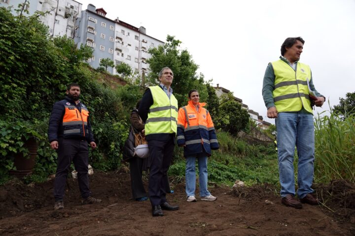 Cerca de Santo Agostinho 6 (Personalizar)