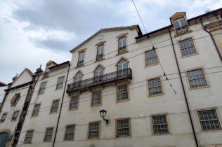 Câmara de Coimbra vai comprar Colégio de São Boaventura na Rua da Sofia