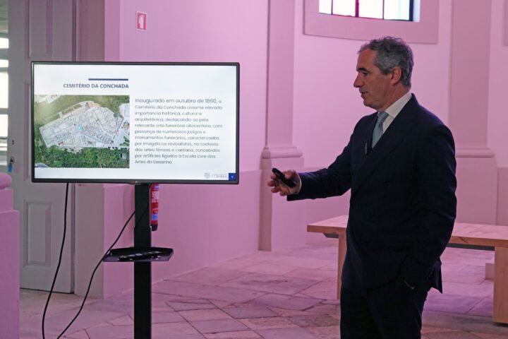 Inauguração Remodelação Jazigo Municipal 7 (Personalizar)