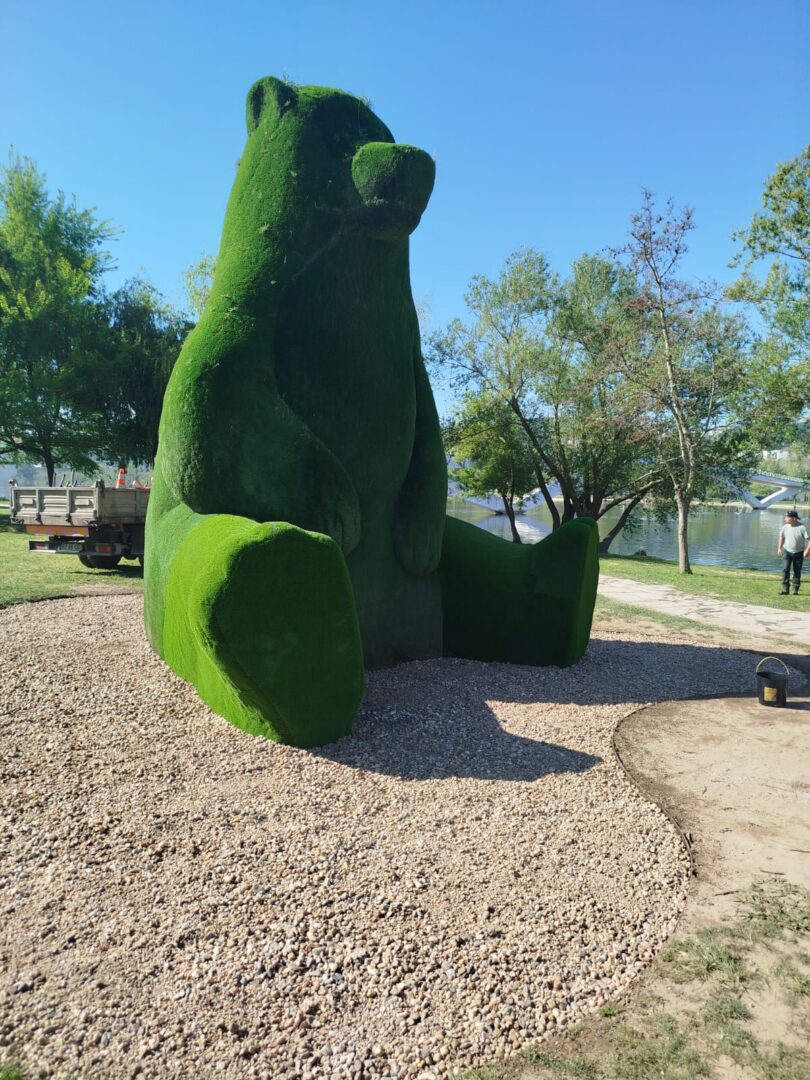 Câmara conclui recuperação do Urso do Parque Verde