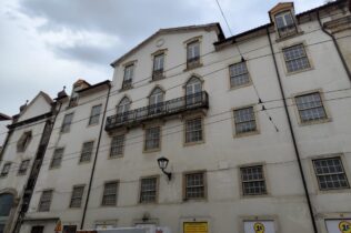 Câmara de Coimbra vai comprar Colégio de São Boaventura na Rua da Sofia