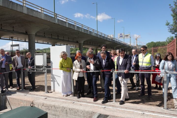 01. Abertura de comportas Açude-ponte (4)