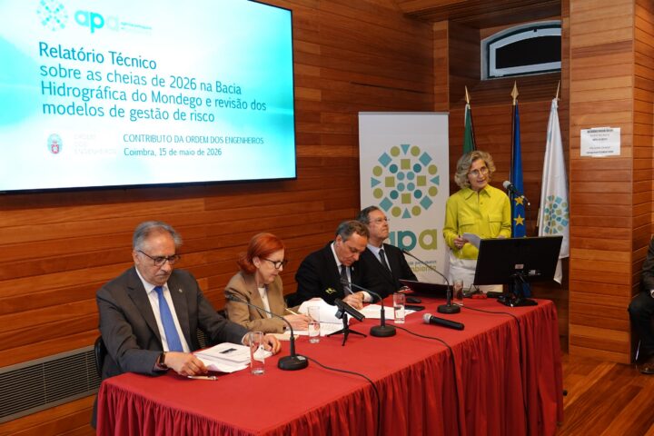 03. Cerimónia de entrega do Relatório da OE (2)