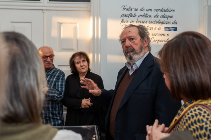 Exposição da Casa da Escrita sobre livros censurados encerra com mesa-redonda e visita guiada © CM de Coimbra (1)