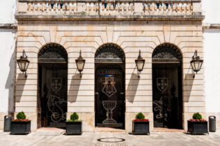 Mostra “Azulejos Enxaquetados de Coimbra” inaugura a 6 de maio nos Paços do Concelho