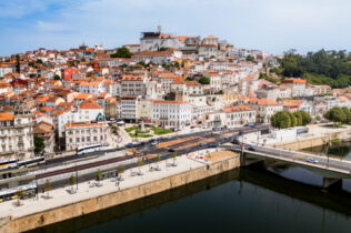 Coimbra recebe amanhã conferência sobre crises globais, geopolítica e recuperação empresarial