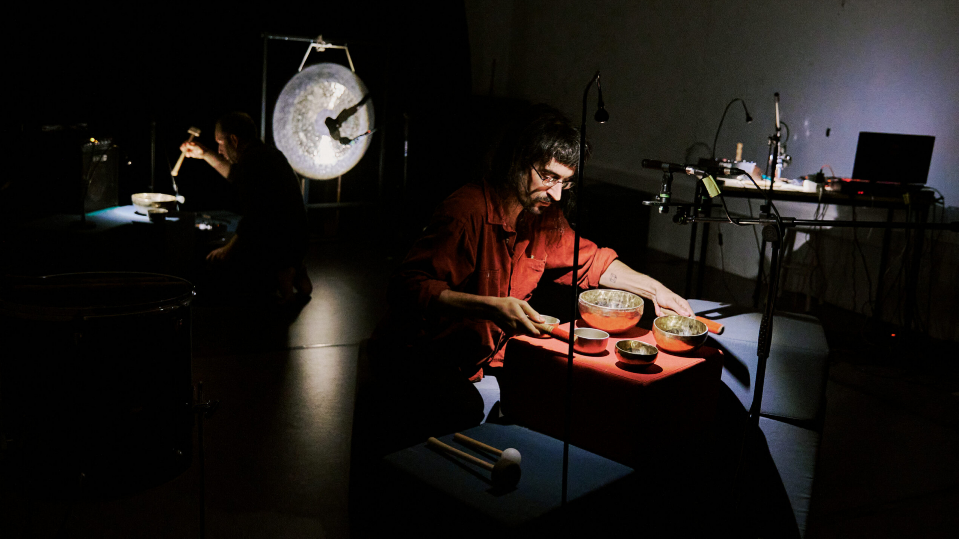 Teatro do Frio estreia “Da Prece ao Techno” no Convento São Francisco no âmbito do Dar a Ouvir