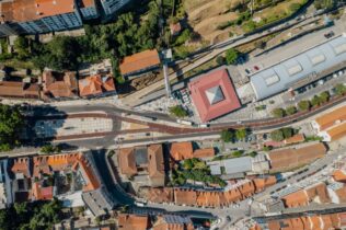 Início dos ensaios do Metrobus nos troços Portagem – Coimbra B e beira-rio (Aeminium) – Praça da República