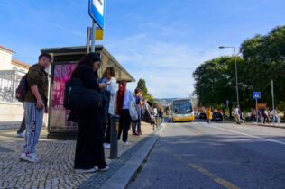 Coimbra reforça transporte escolar com respostas específicas e inclusivas