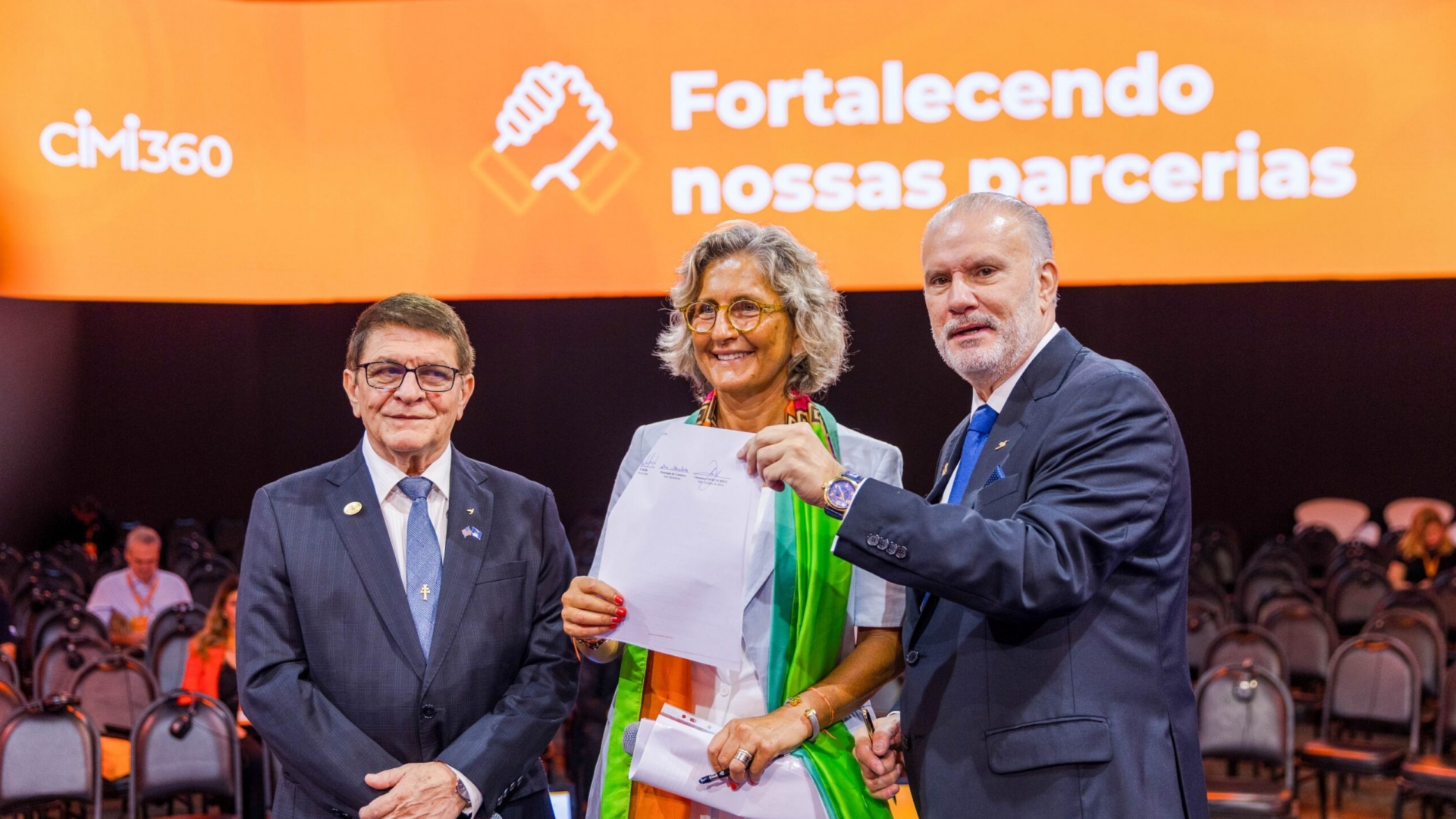 Ana Abrunhosa defende no Rio de Janeiro papel estratégico do património público na resiliência urbana e assina acordo no CIMI360