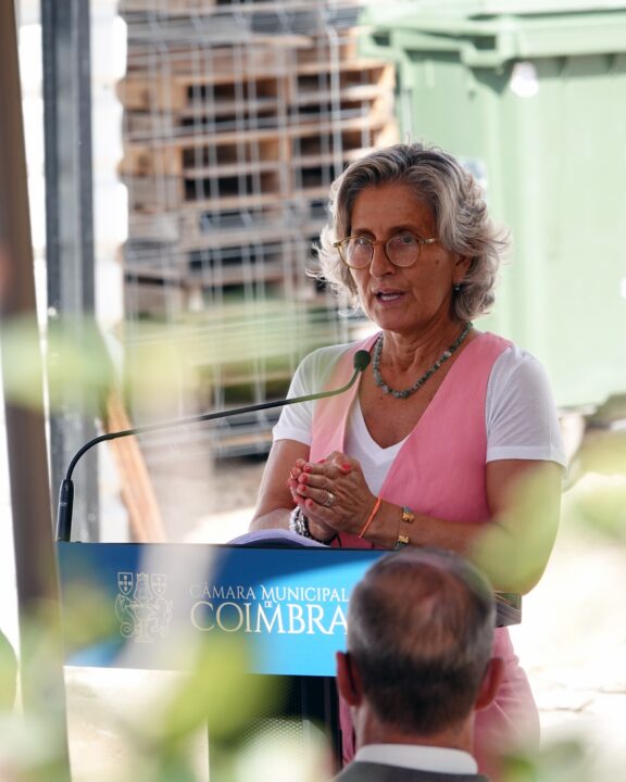 Entrega de Casas Bairro Fonte do Casatanheiro 5x4 Vertical (4) (Personalizar)