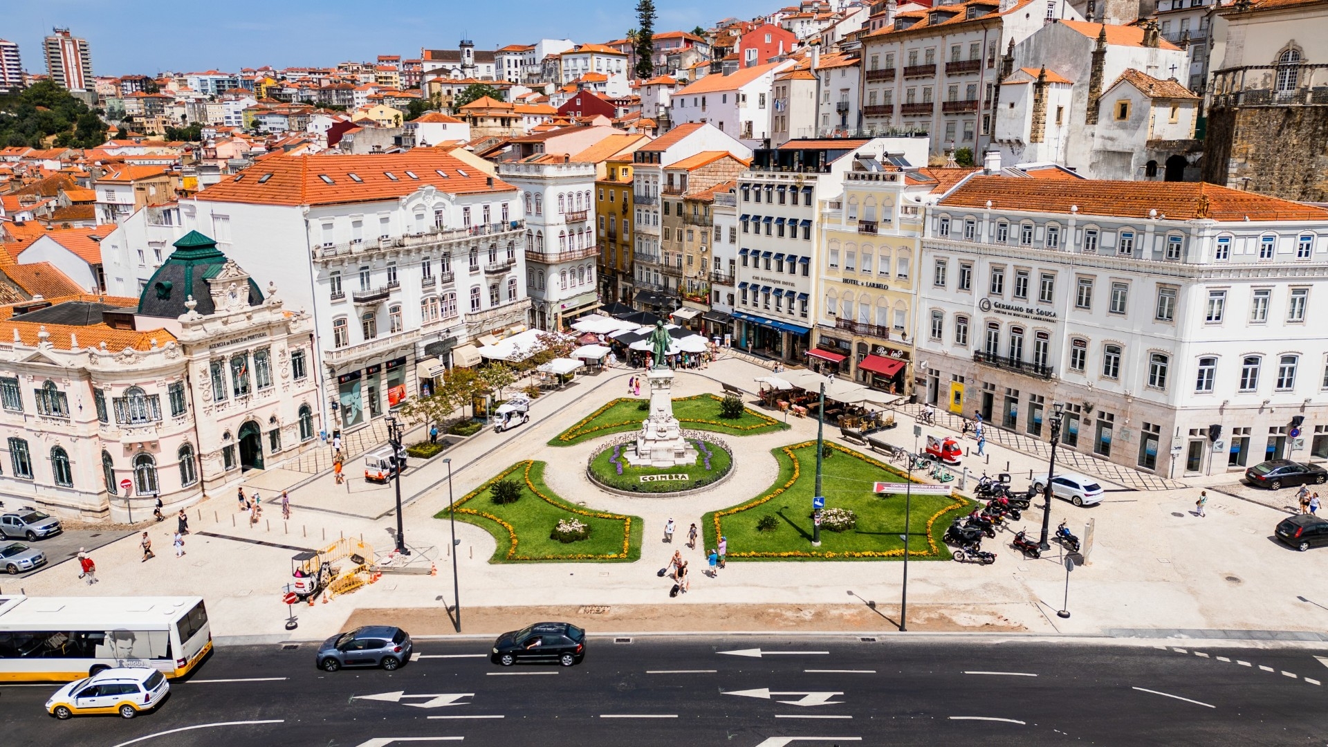Câmara de Coimbra reforça qualificação do comércio da Baixa com novo ciclo de formação gratuita