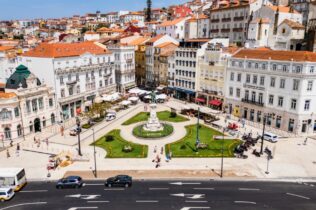 Câmara de Coimbra reforça qualificação do comércio da Baixa com novo ciclo de formação gratuita