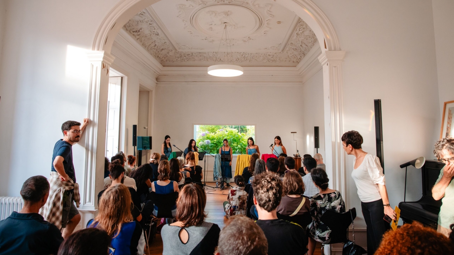 Outubro dedicado à literatura na Casa da Escrita