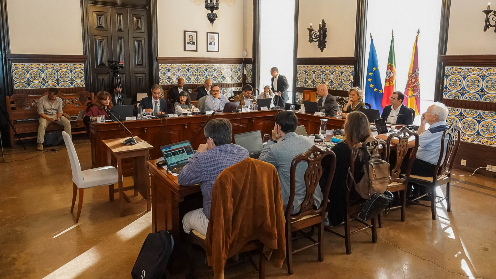 Câmara quer aumentar zona de estacionamento em Coimbra-B