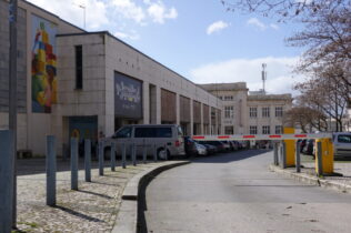 Coimbra prepara novo sistema de estacionamento inteligente na via pública