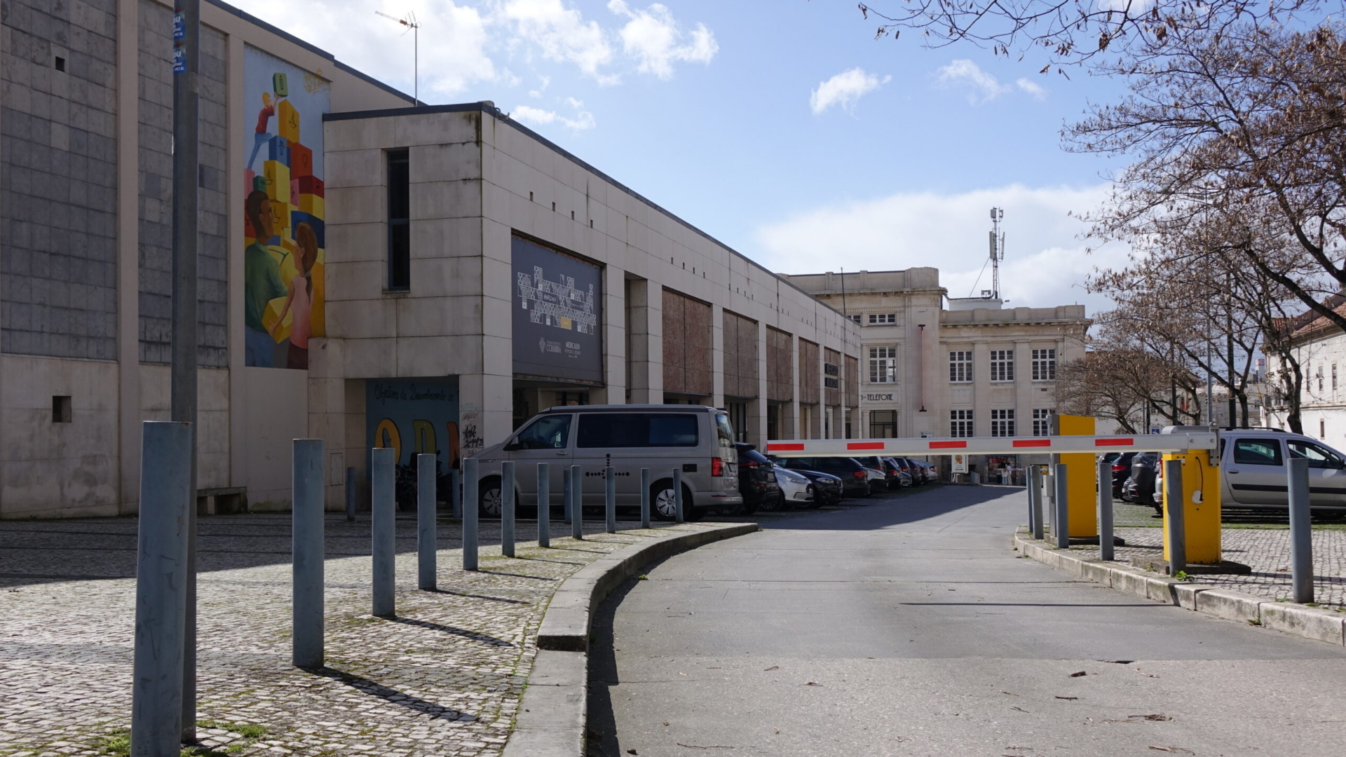Coimbra prepara novo sistema de estacionamento inteligente na via pública